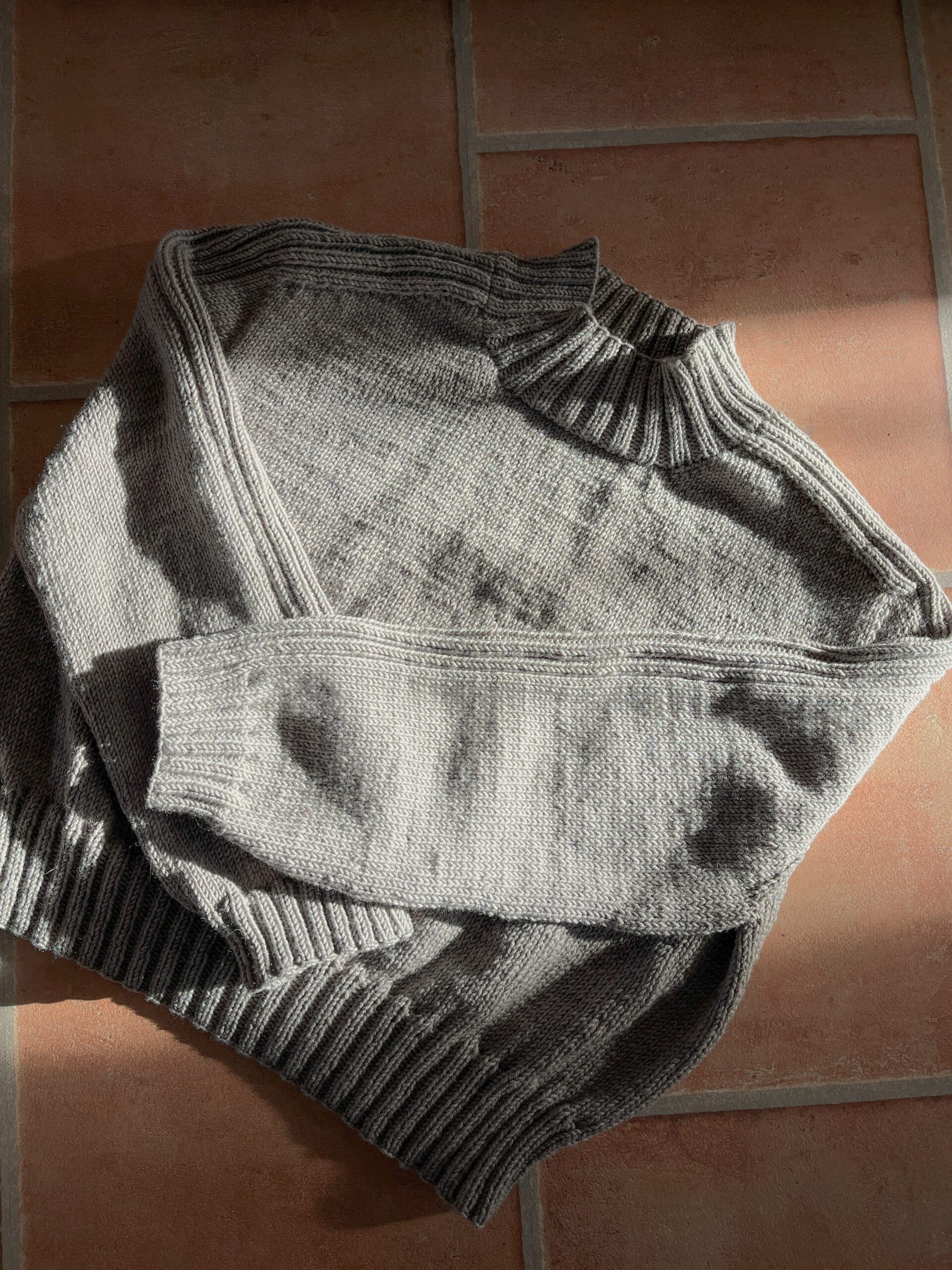 gloomy sweater gloomy sweater