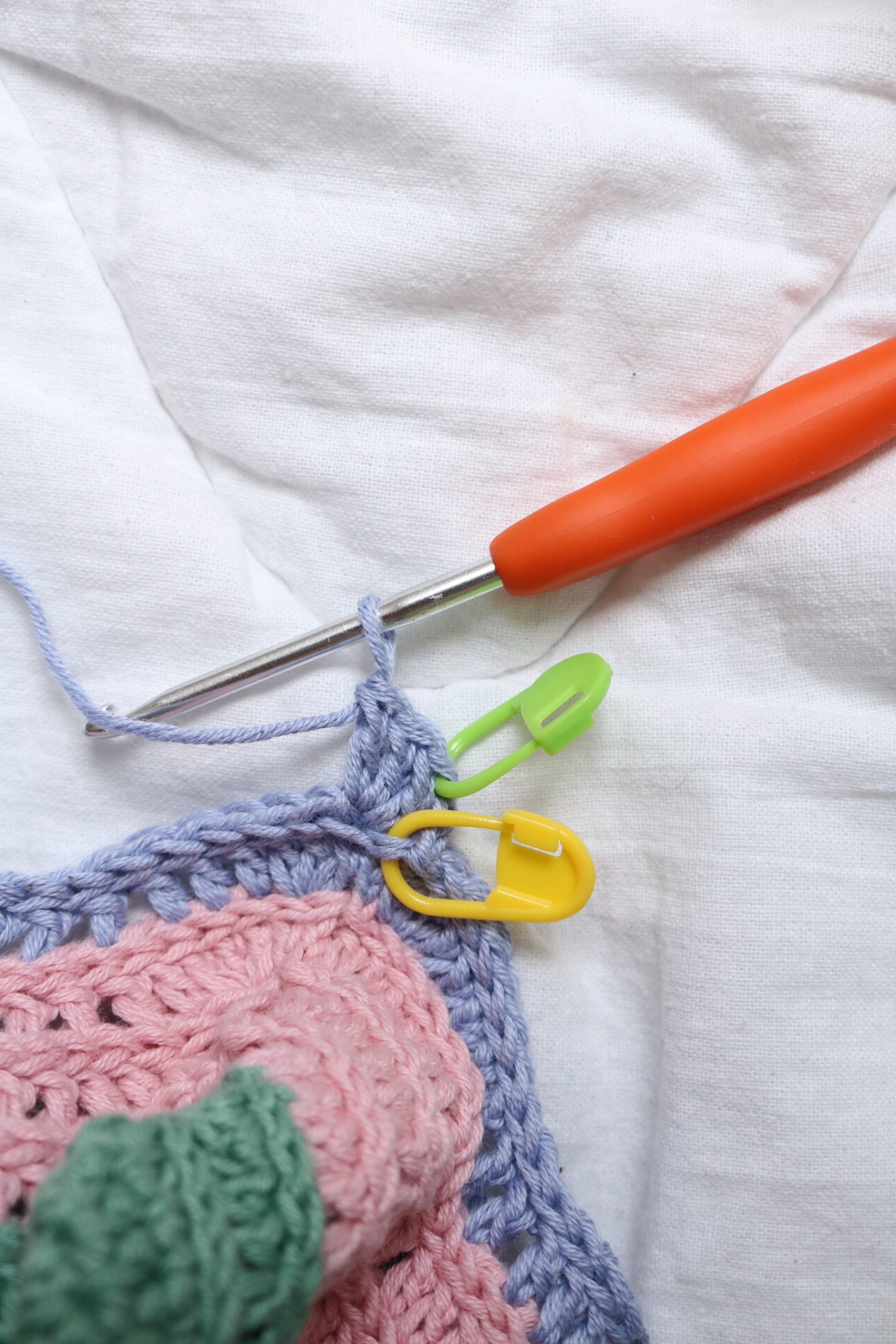 The Gelato Water Bottle Bag: Free Crochet Water Bottle Bag Pattern IMG 0954 Edited 1