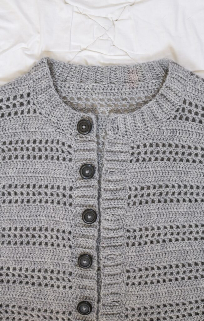 Crochet button holes