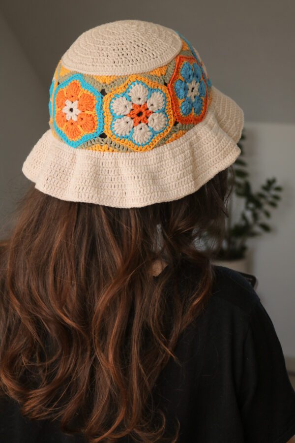 Retro crochet sun hat with flared brim and floral hexagons — scrap yarn crochet pattern