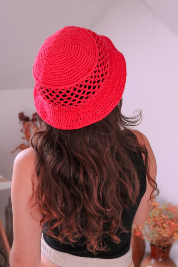 diamond mesh bucket hat